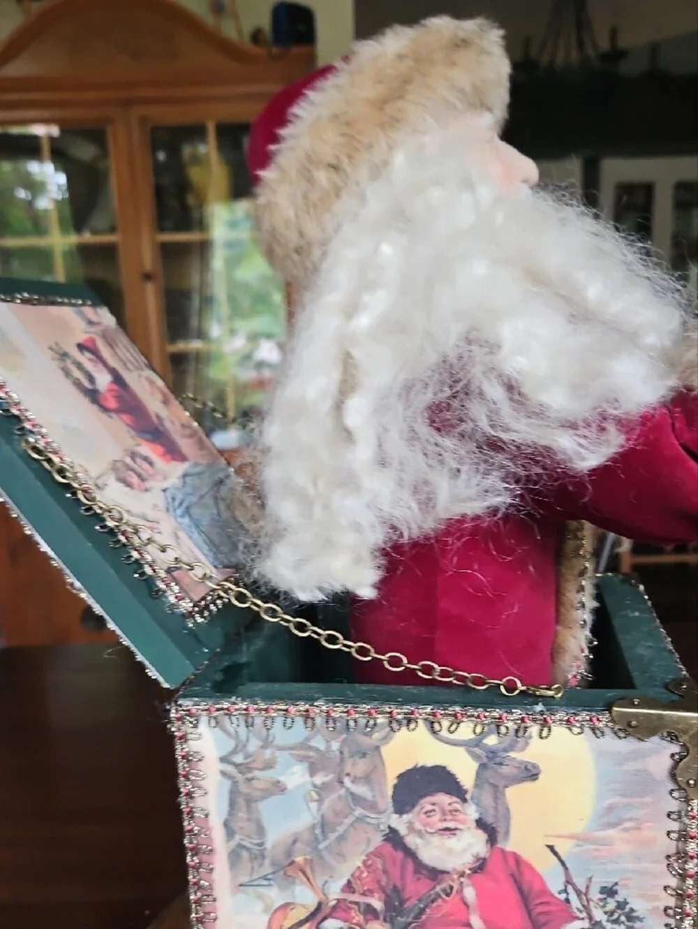 Vintage Old World Folk Art Santa Figure In Decorated Display Wooden Holiday Box